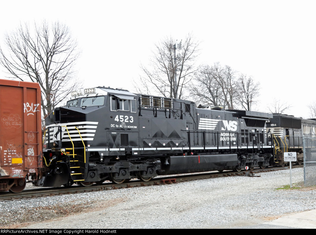 NS 4523